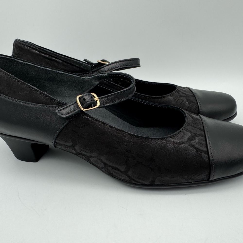 SAS Isabel Pump Heels Shoes Women's Size 9 N Black Leather Mary Jane Comfort